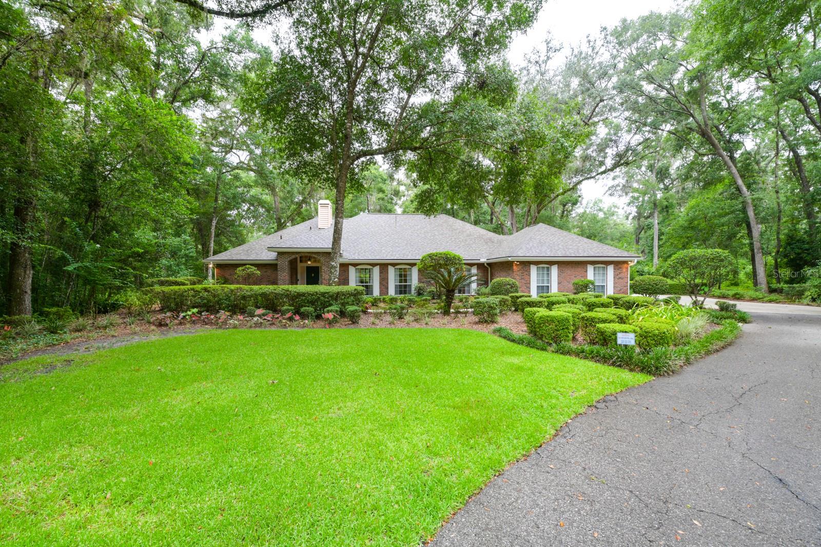 Image 4 of 38 For 9417 53rd Lane