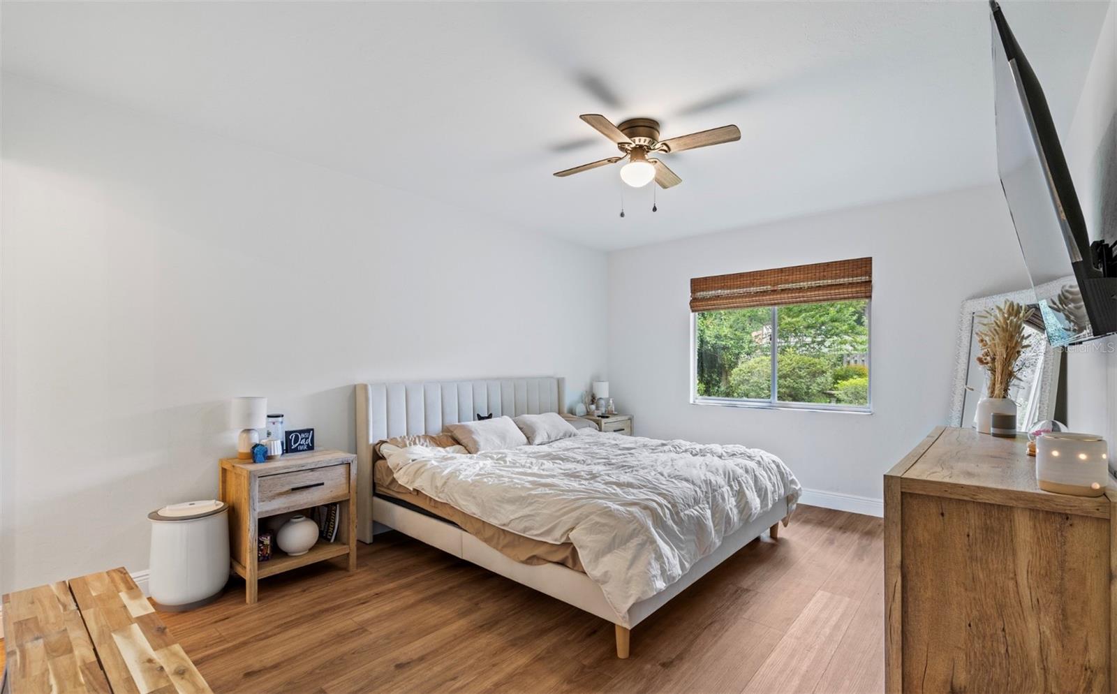 Image 17 of 23 For 4520 43rd Place