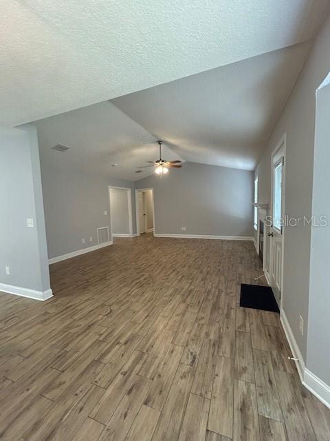 Image 20 of 67 For 3372 Penny Lane