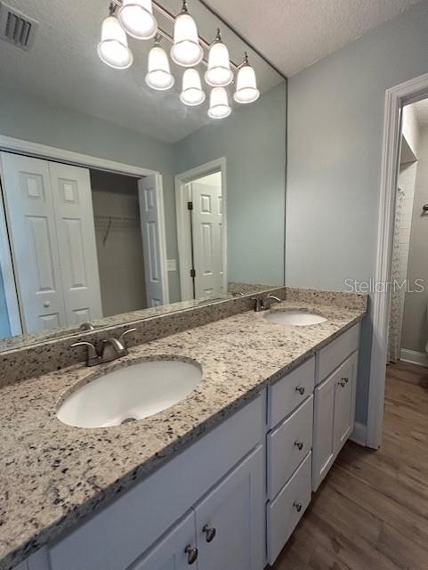 Image 40 of 67 For 3372 Penny Lane