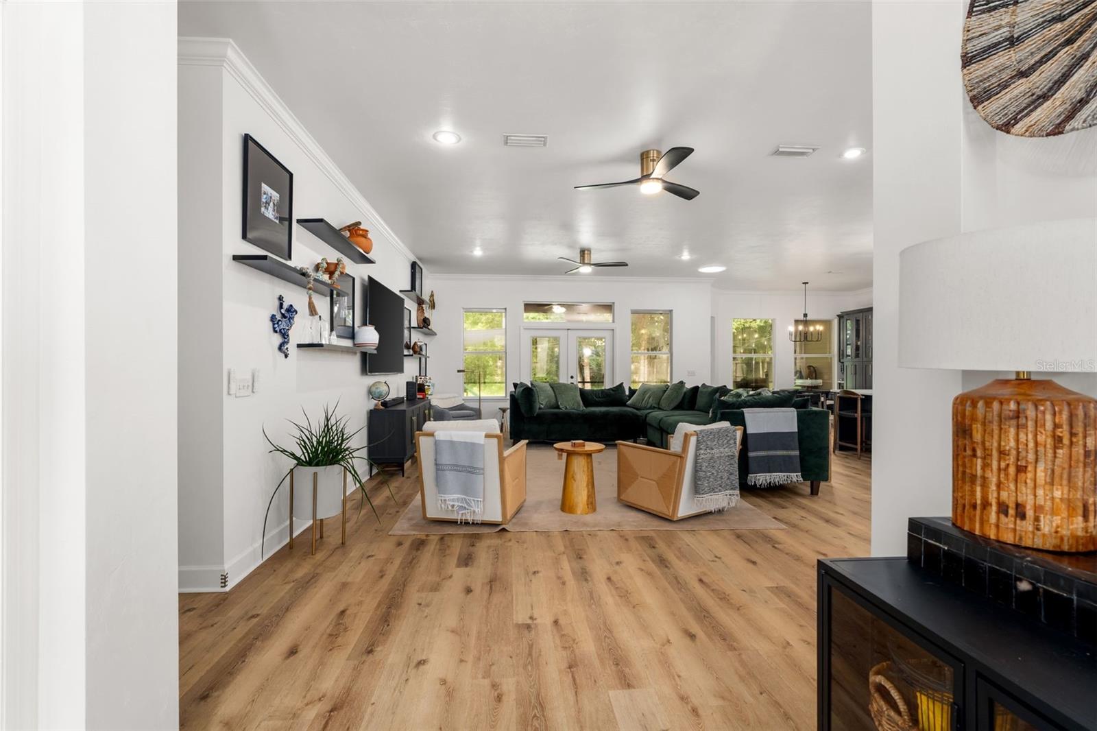 Image 13 of 40 For 6326 90th Street