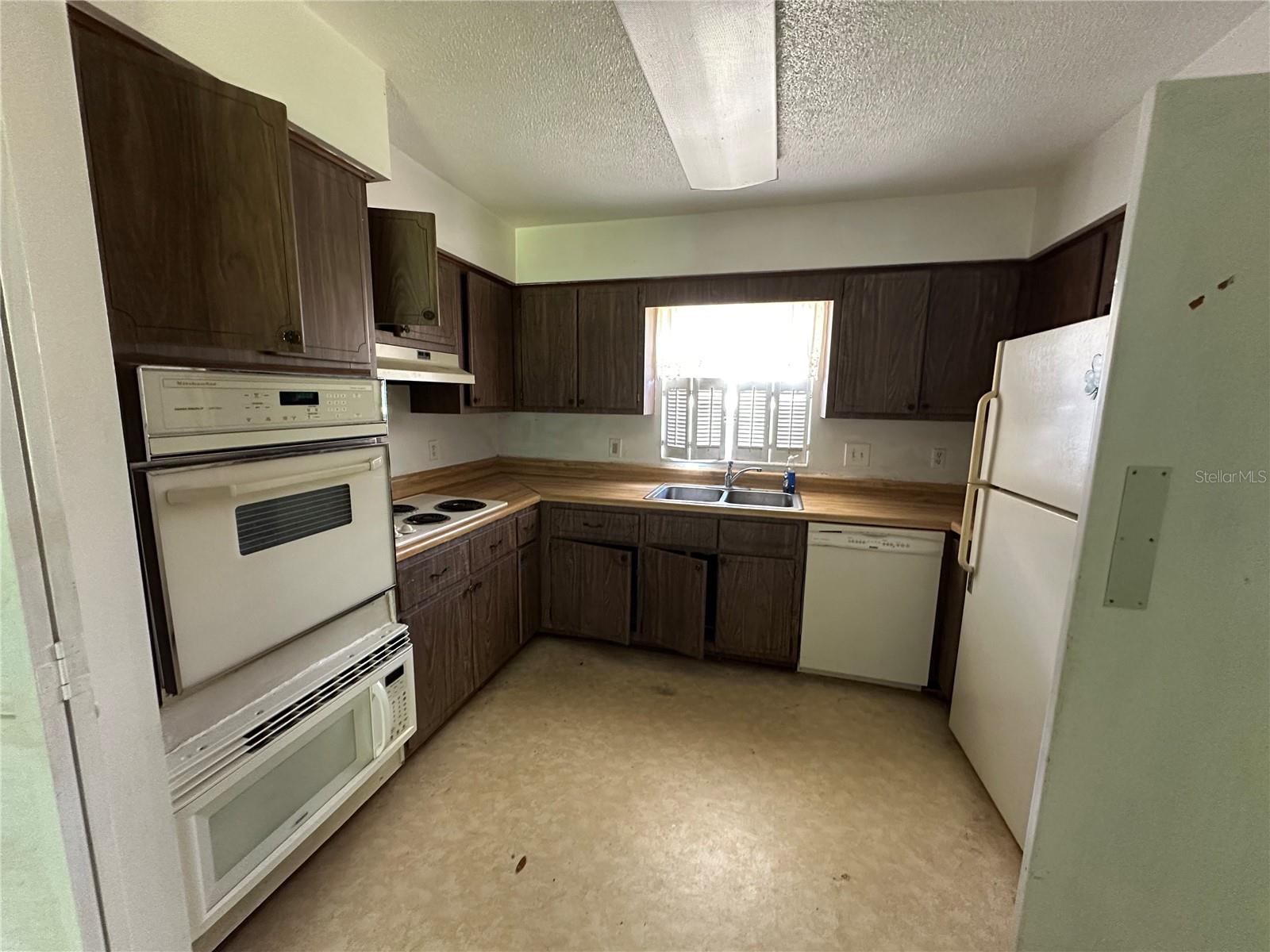 Image 6 of 26 For 8424 4th Place