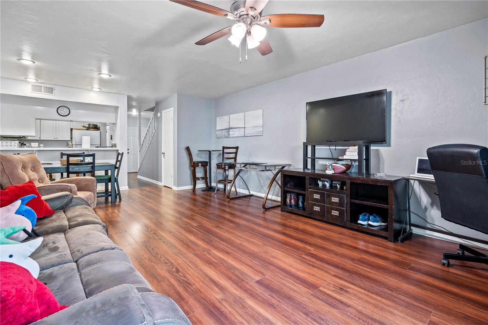 Image 17 of 33 For 1452 25th Place D4