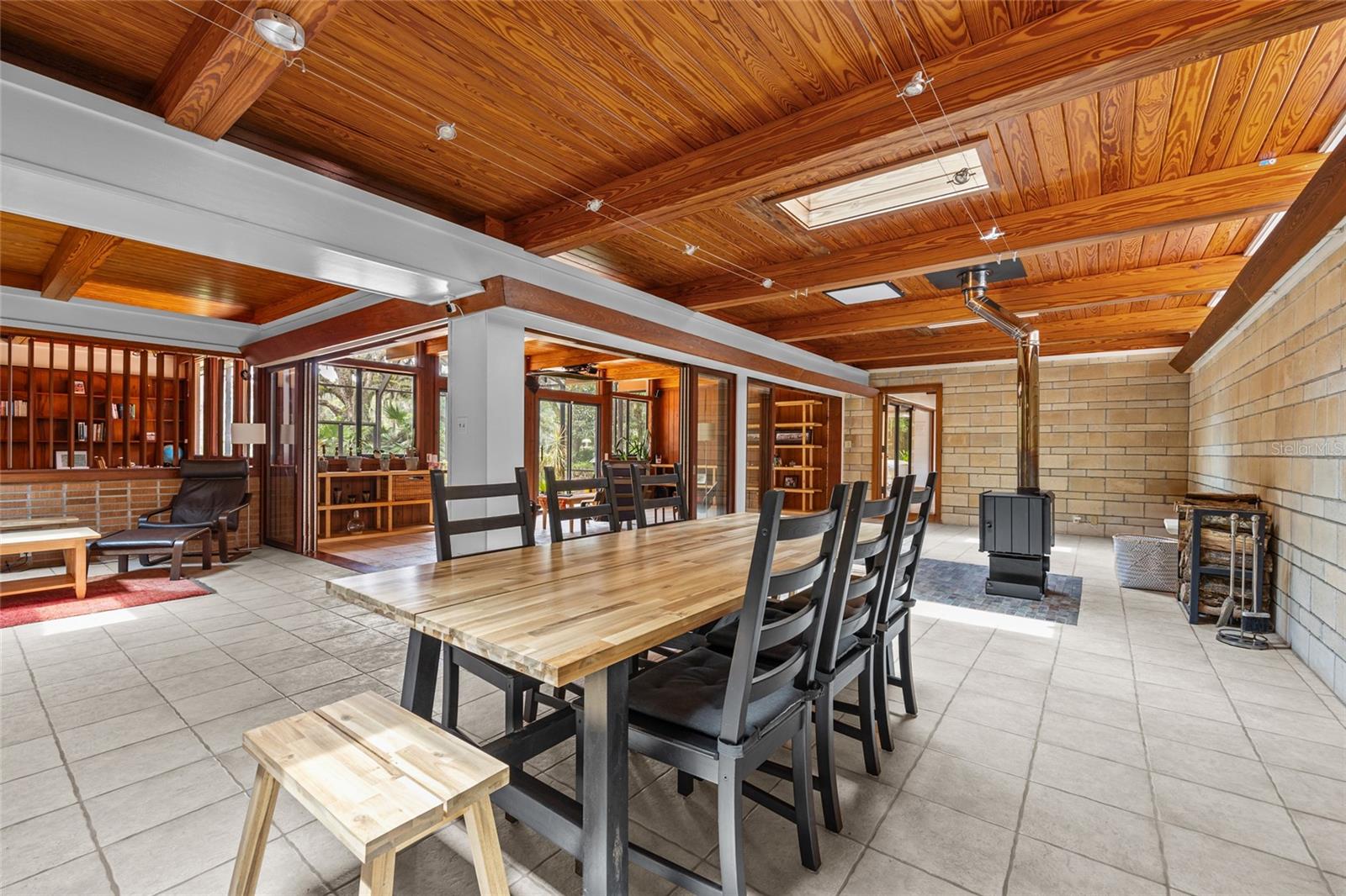 Image 10 of 49 For 32 43rd Terrace