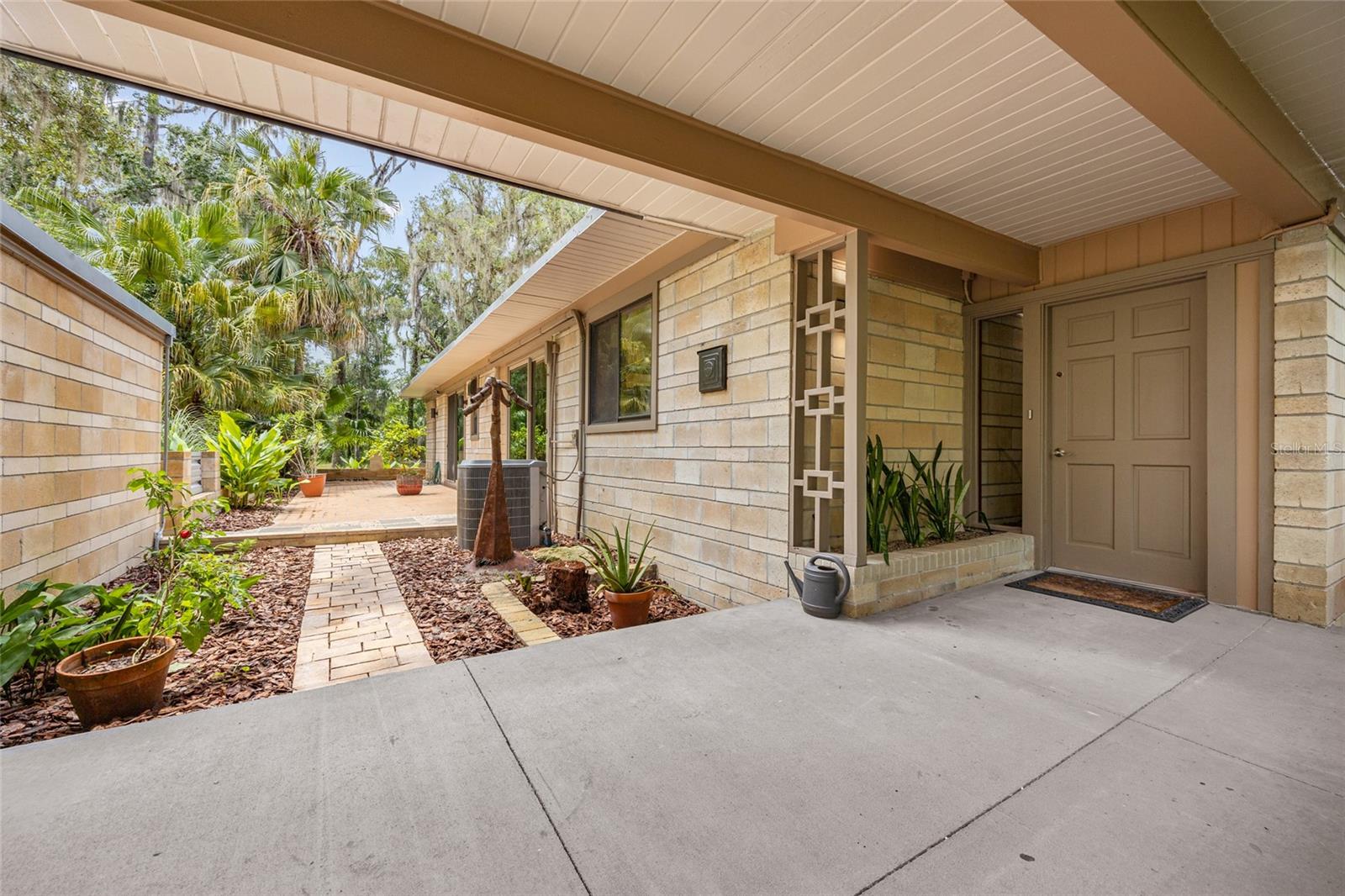 Image 6 of 49 For 32 43rd Terrace