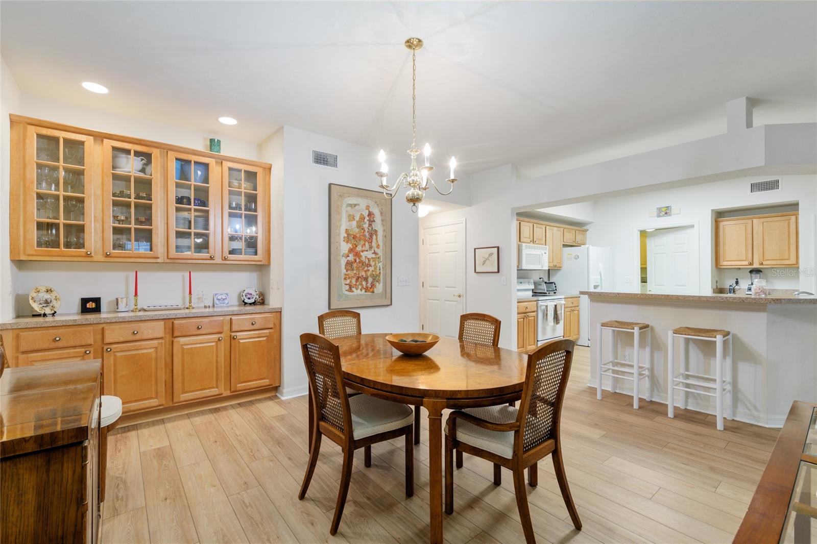 Image 11 of 79 For 10518 28th Lane