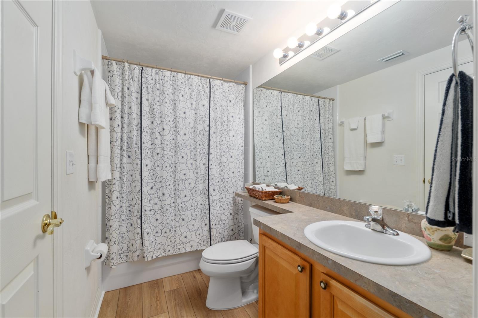 Image 47 of 79 For 10518 28th Lane