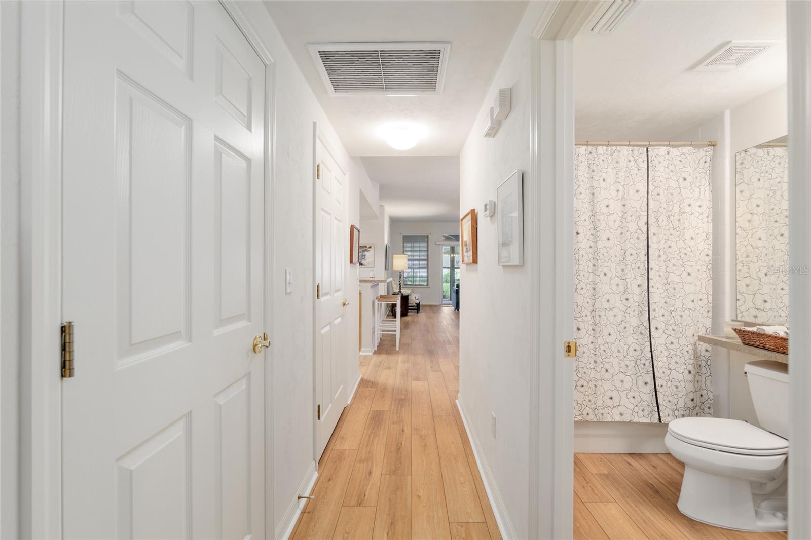 Image 8 of 79 For 10518 28th Lane