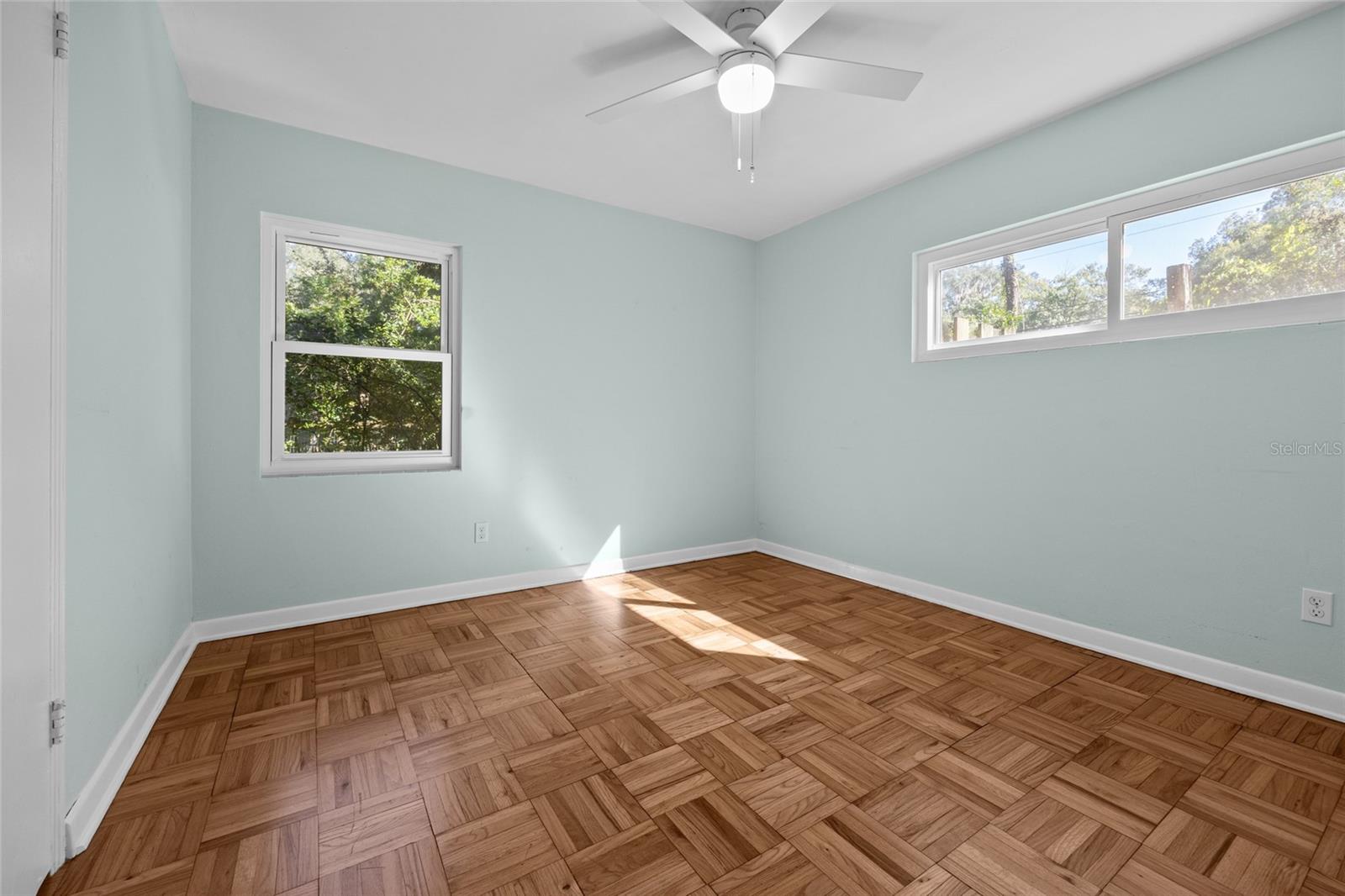 Image 16 of 36 For 601 36th Drive