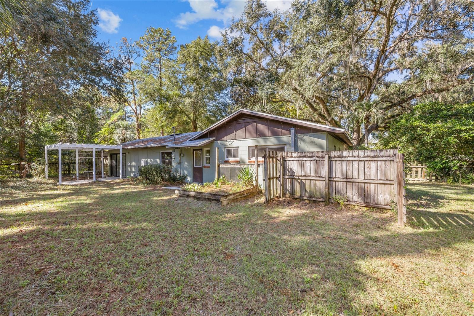 Image 25 of 36 For 601 36th Drive