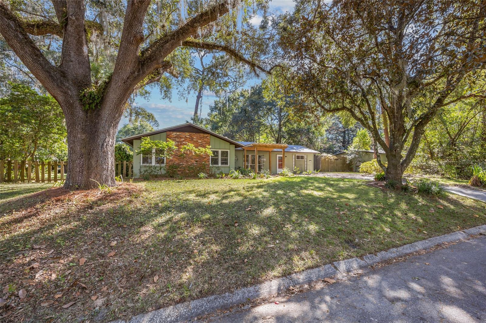 Image 27 of 36 For 601 36th Drive