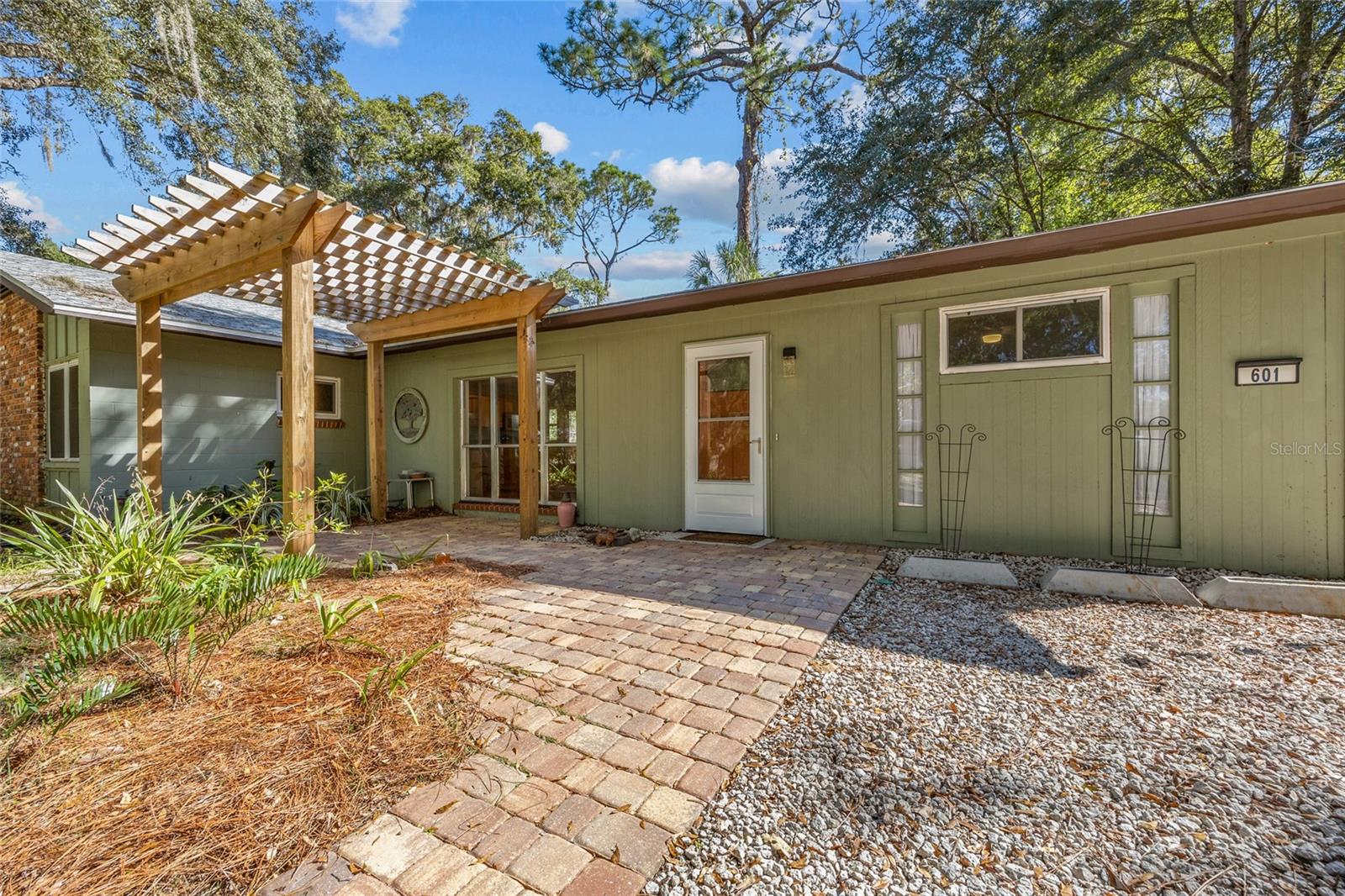 Image 28 of 36 For 601 36th Drive