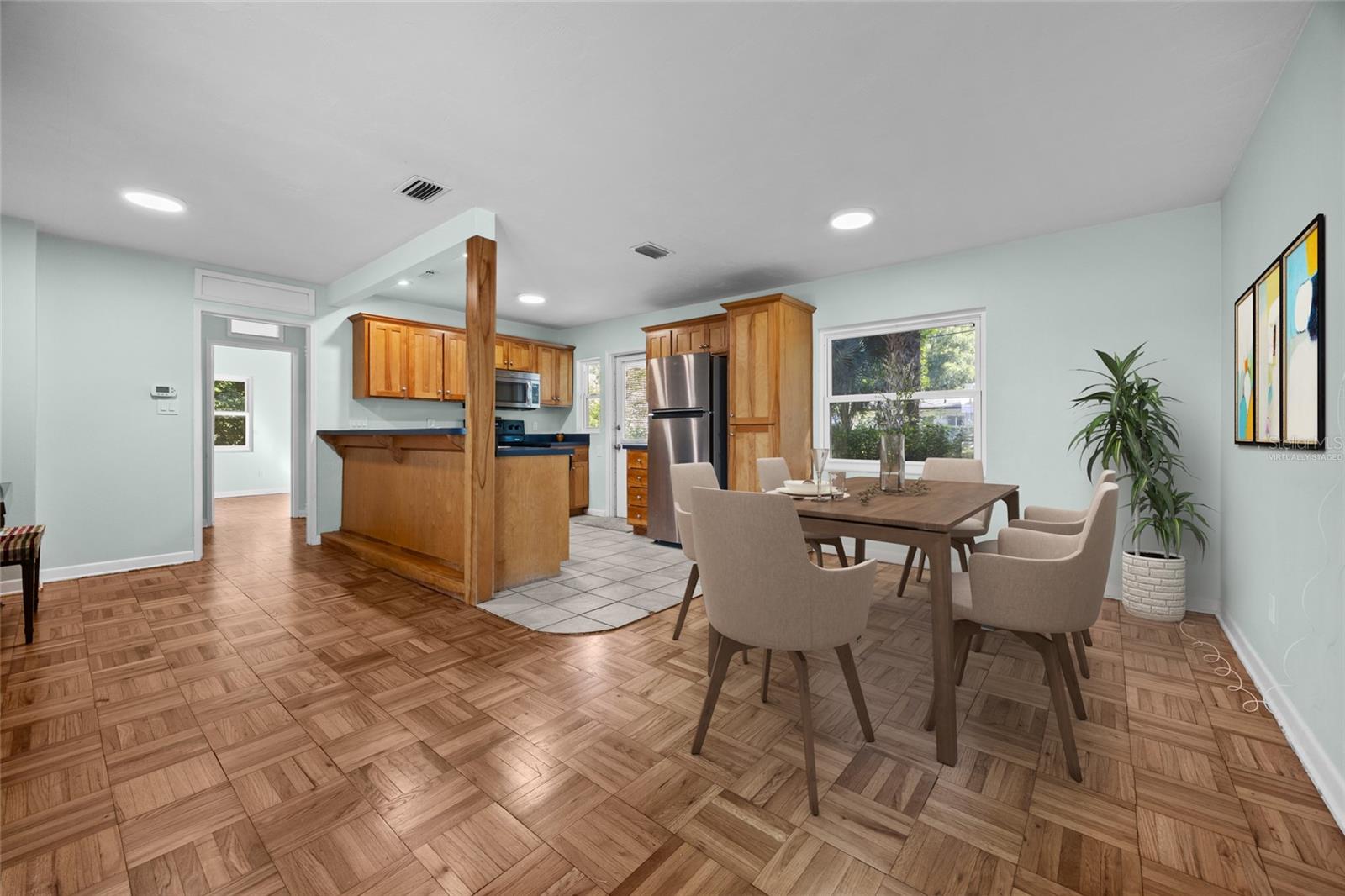 Image 8 of 36 For 601 36th Drive