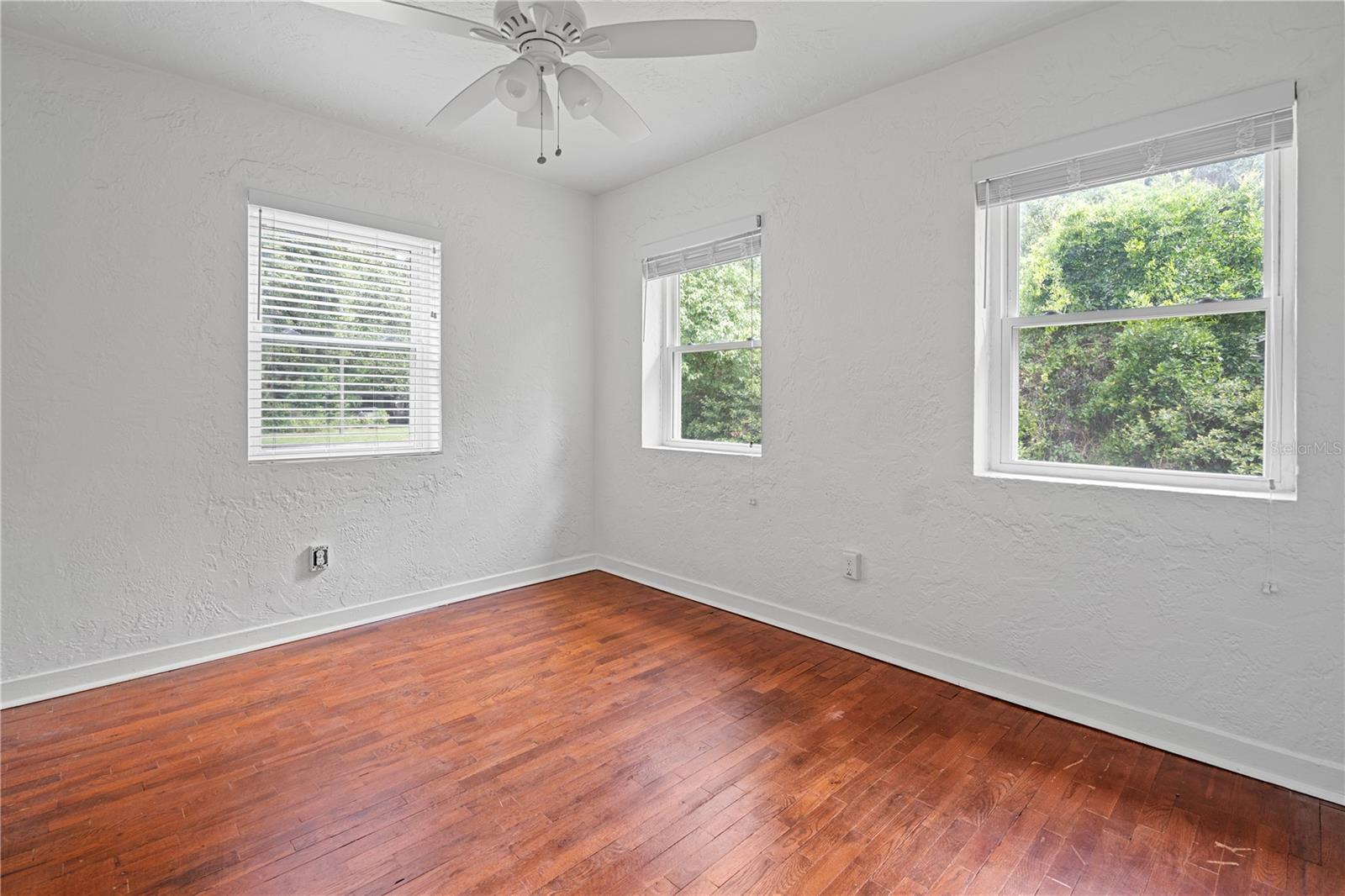 Image 12 of 21 For 1316 9th Street