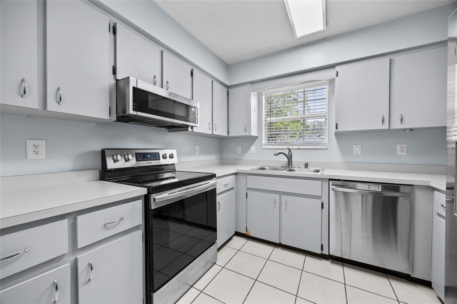 Image 10 of 26 For 2829 39th Avenue