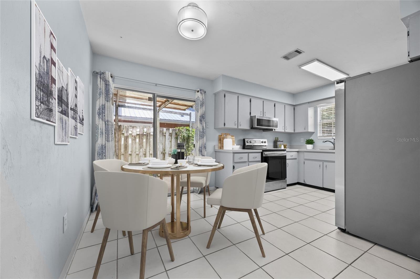 Image 12 of 26 For 2829 39th Avenue
