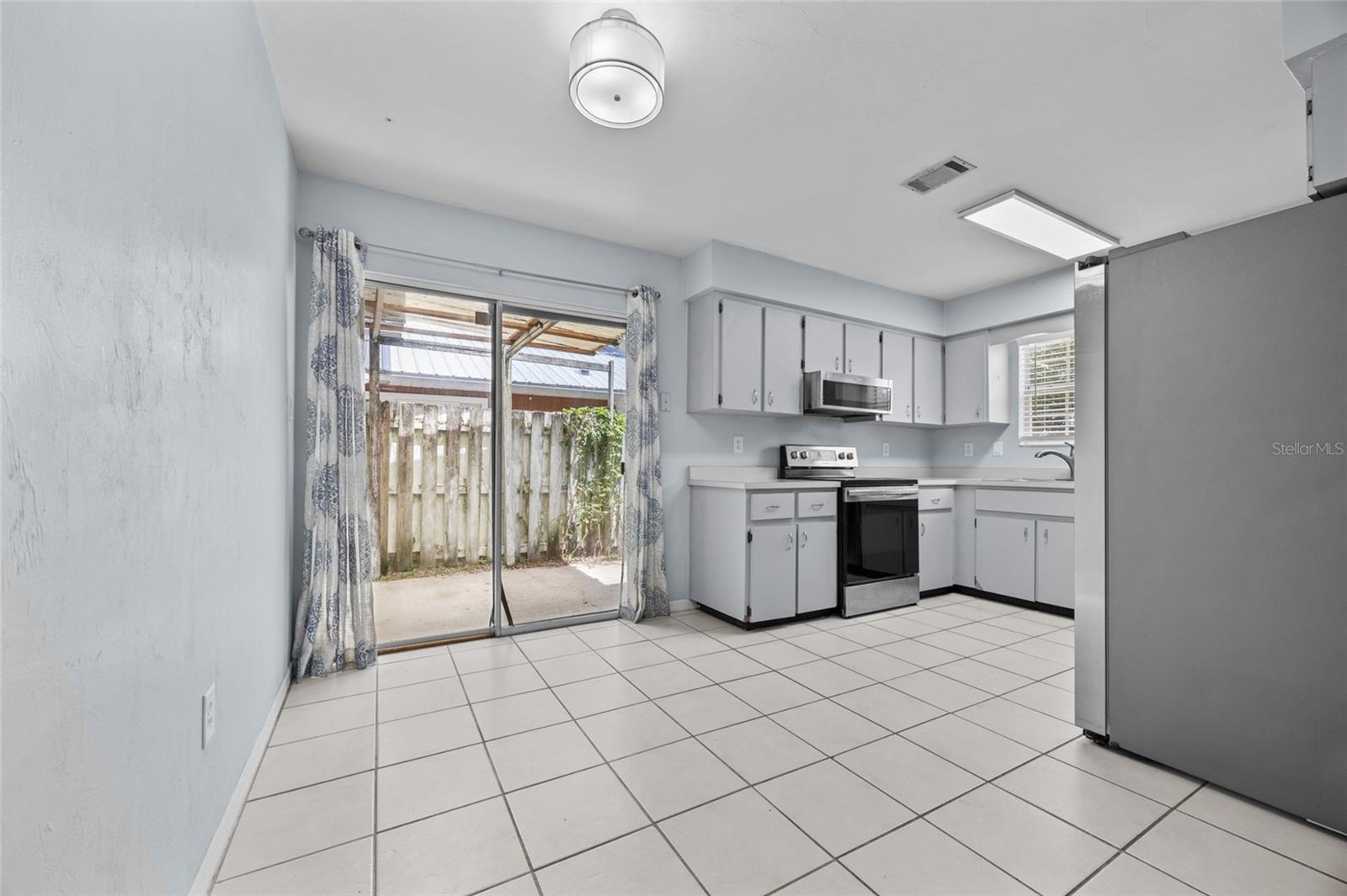 Image 13 of 26 For 2829 39th Avenue