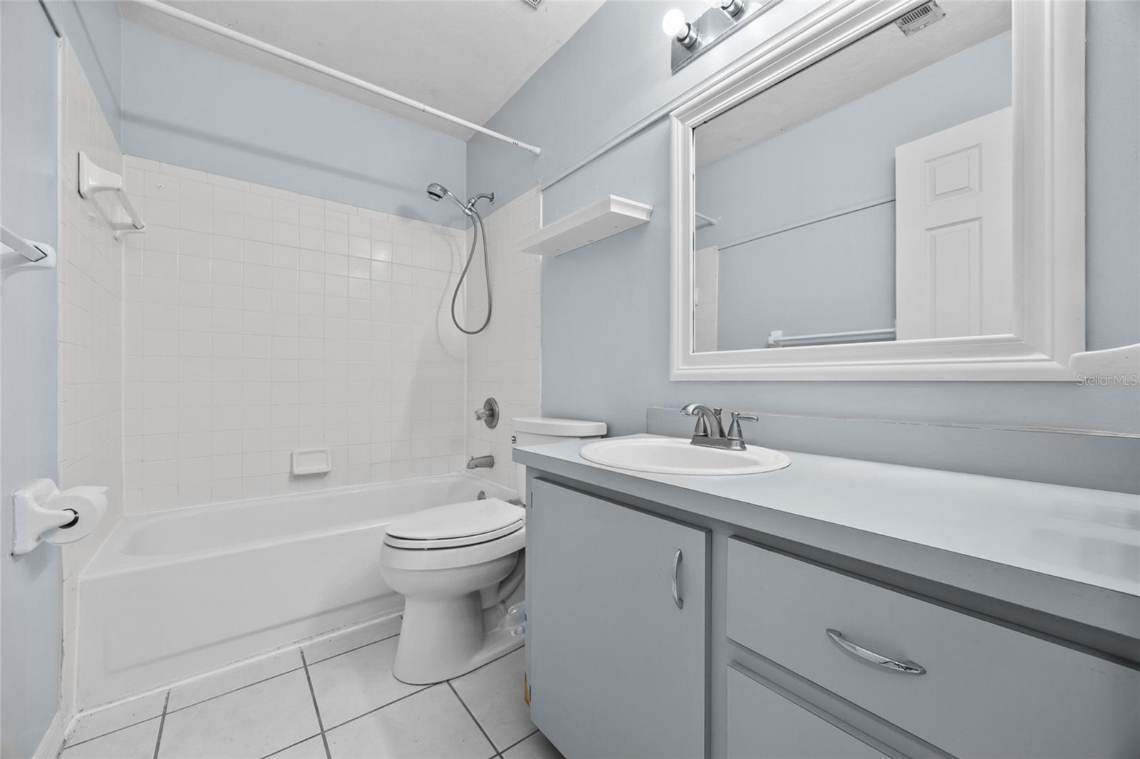 Image 20 of 26 For 2829 39th Avenue