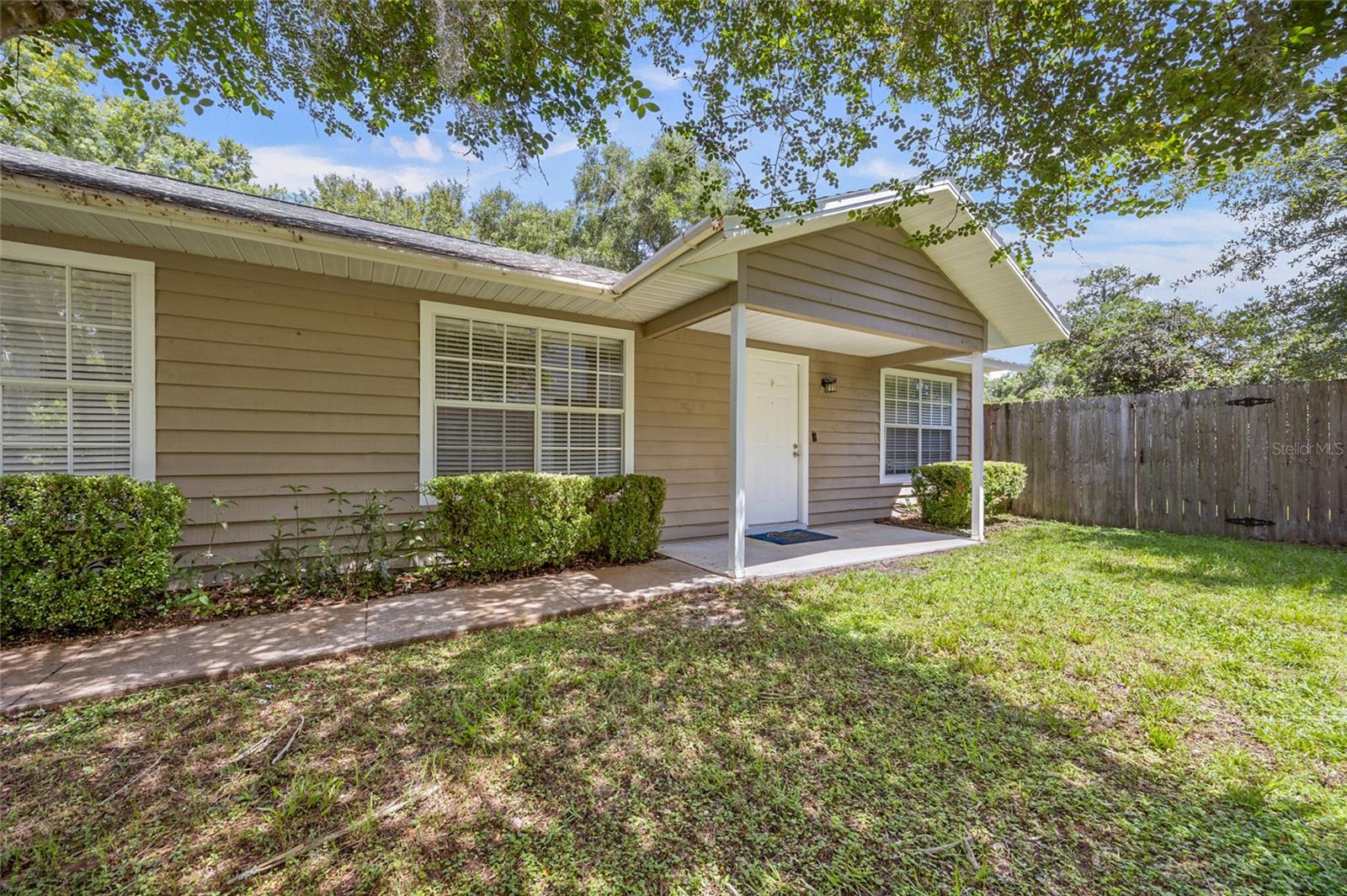 Image 3 of 26 For 2829 39th Avenue
