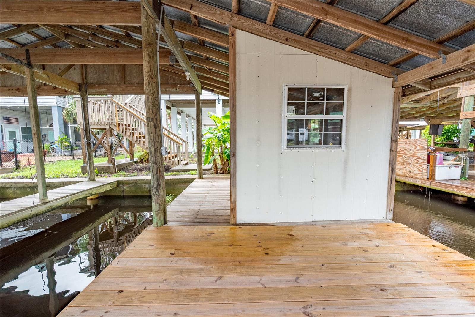 Image 11 of 50 For 78 901 Avenue