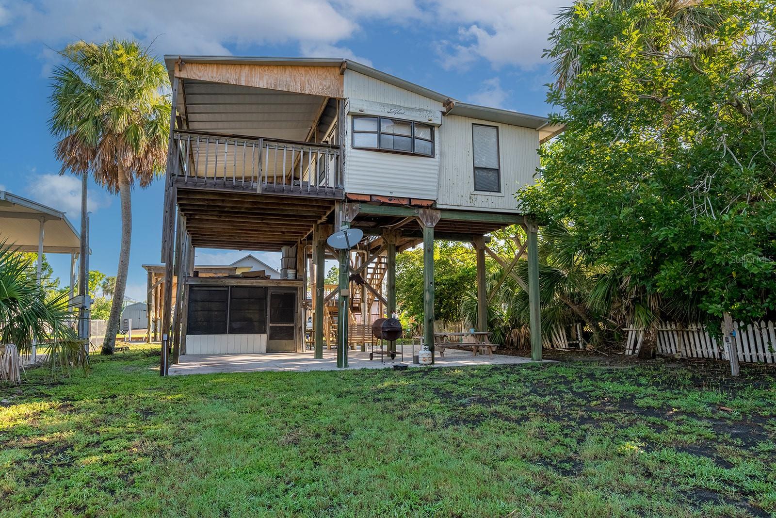 Image 3 of 37 For 94 899 Avenue
