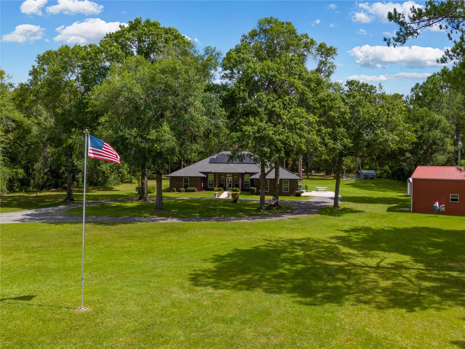 Image 2 of 72 For 2527 County Road 225