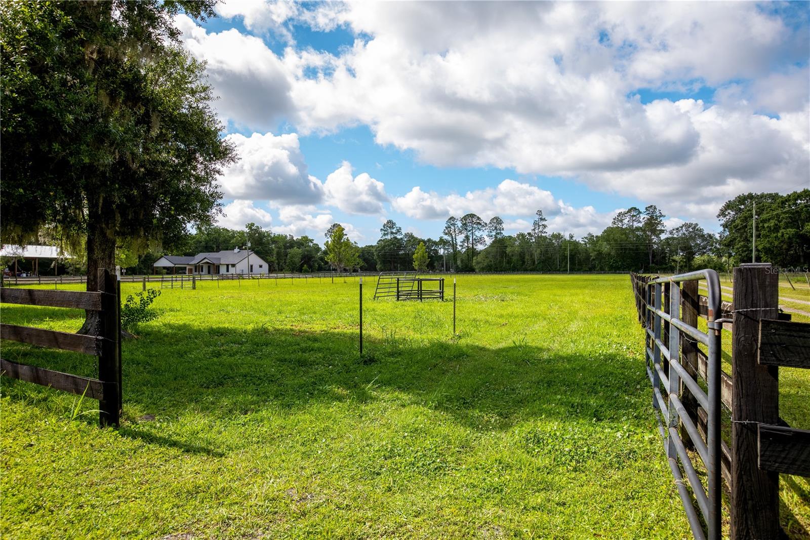 Image 52 of 72 For 2527 County Road 225
