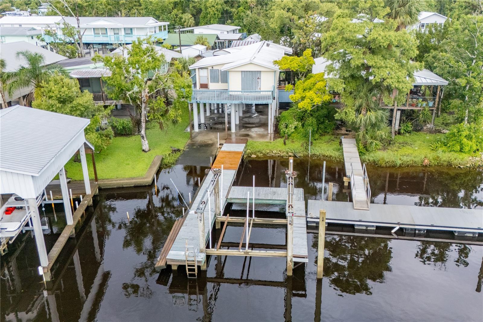 Details for 28 229th Street, SUWANNEE, FL 32692
