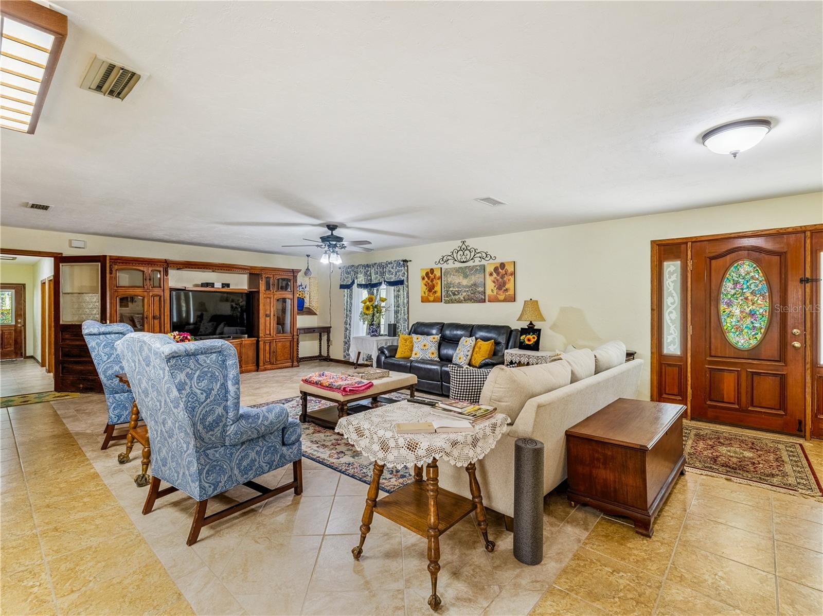 Image 12 of 73 For 1550 167 Place