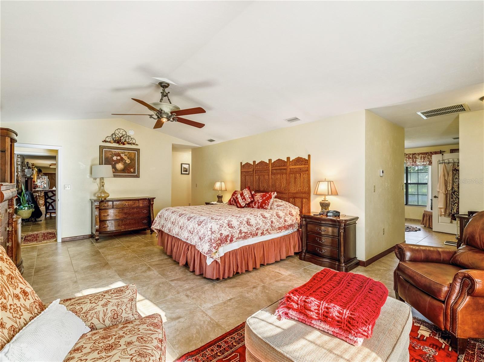 Image 30 of 73 For 1550 167 Place