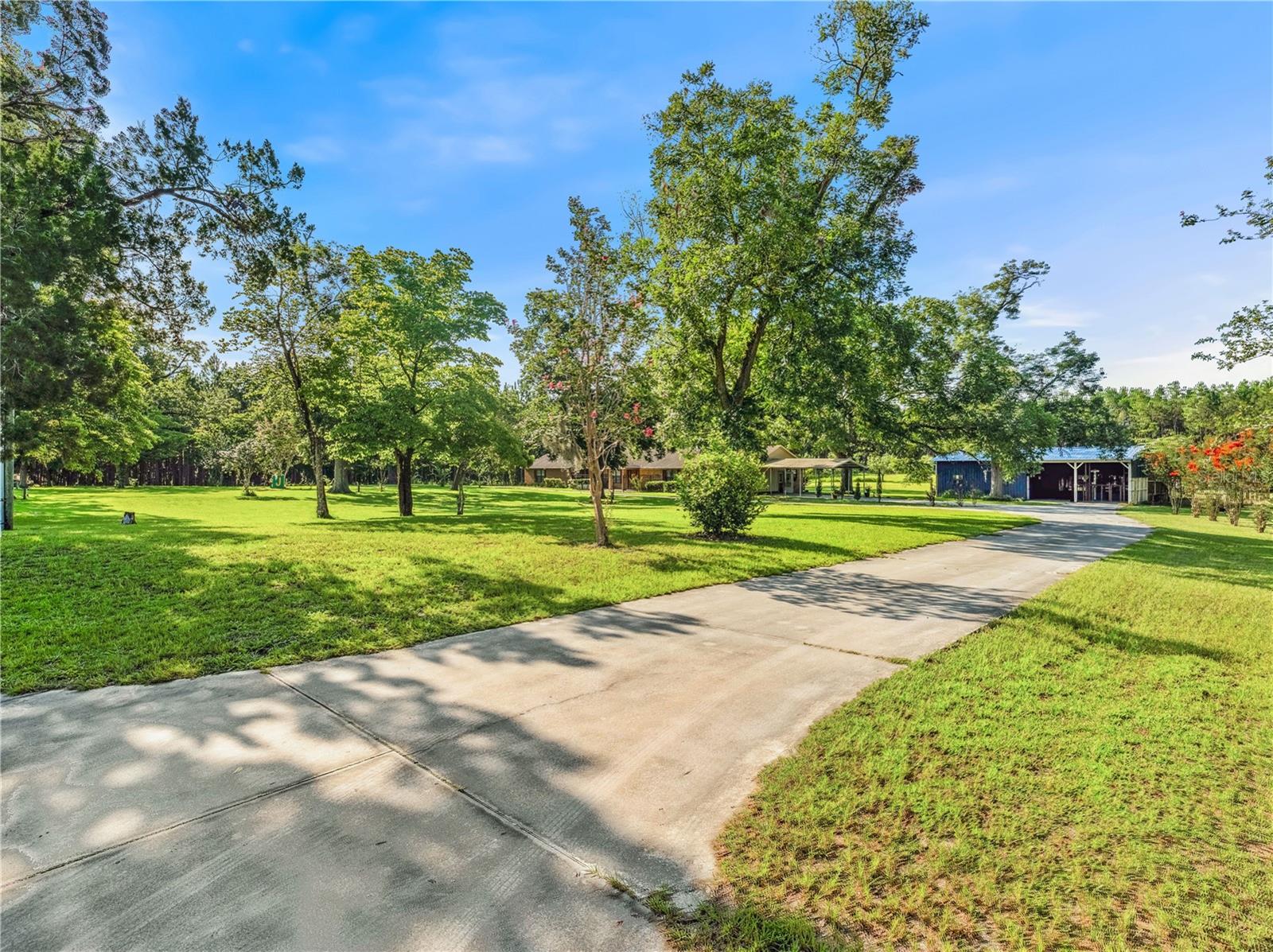 Image 5 of 73 For 1550 167 Place