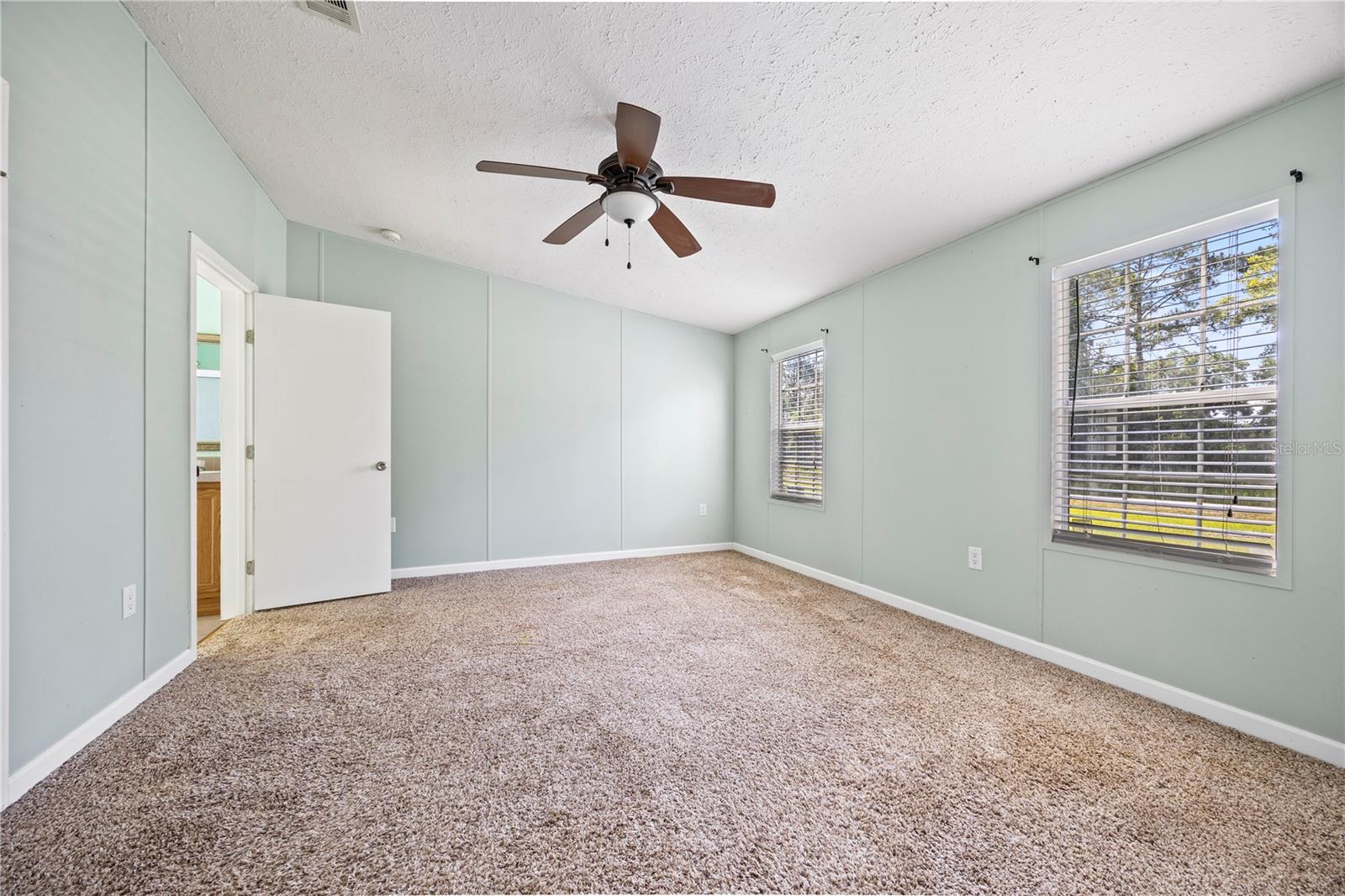 Image 12 of 34 For 20761 118th Street