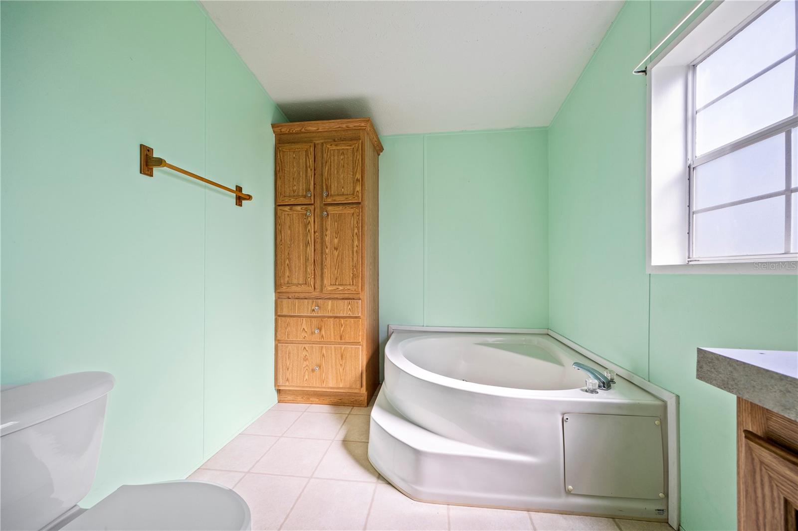 Image 13 of 34 For 20761 118th Street