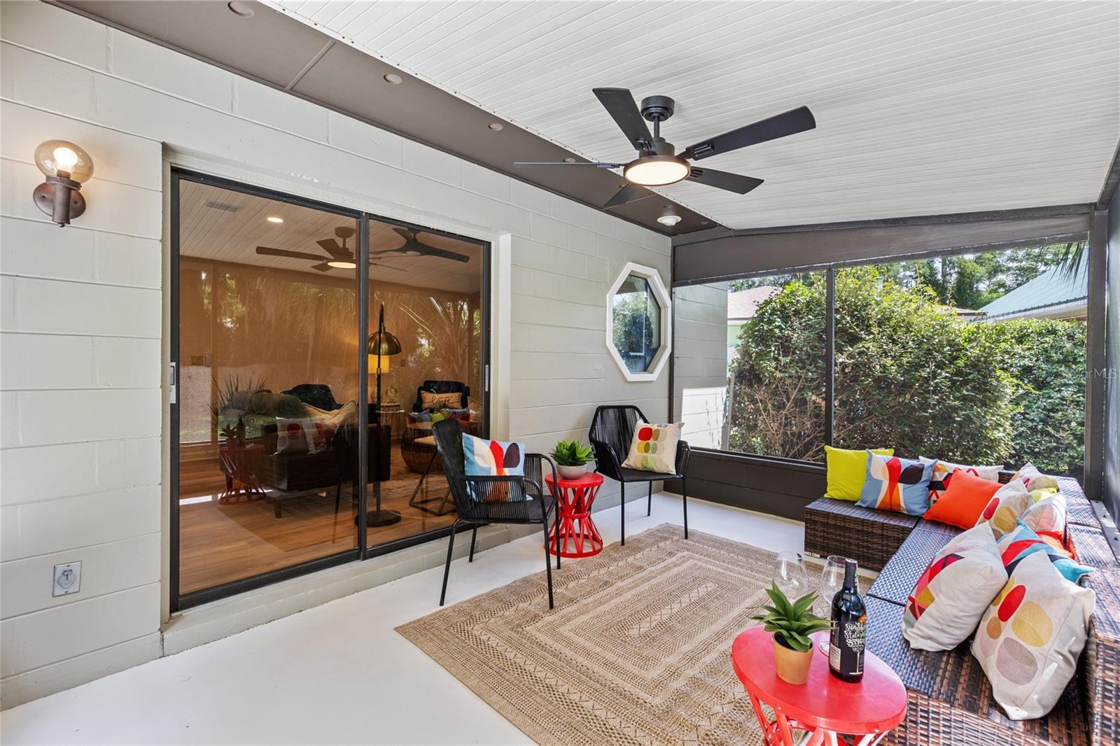 Image 22 of 37 For 2330 54th Terrace