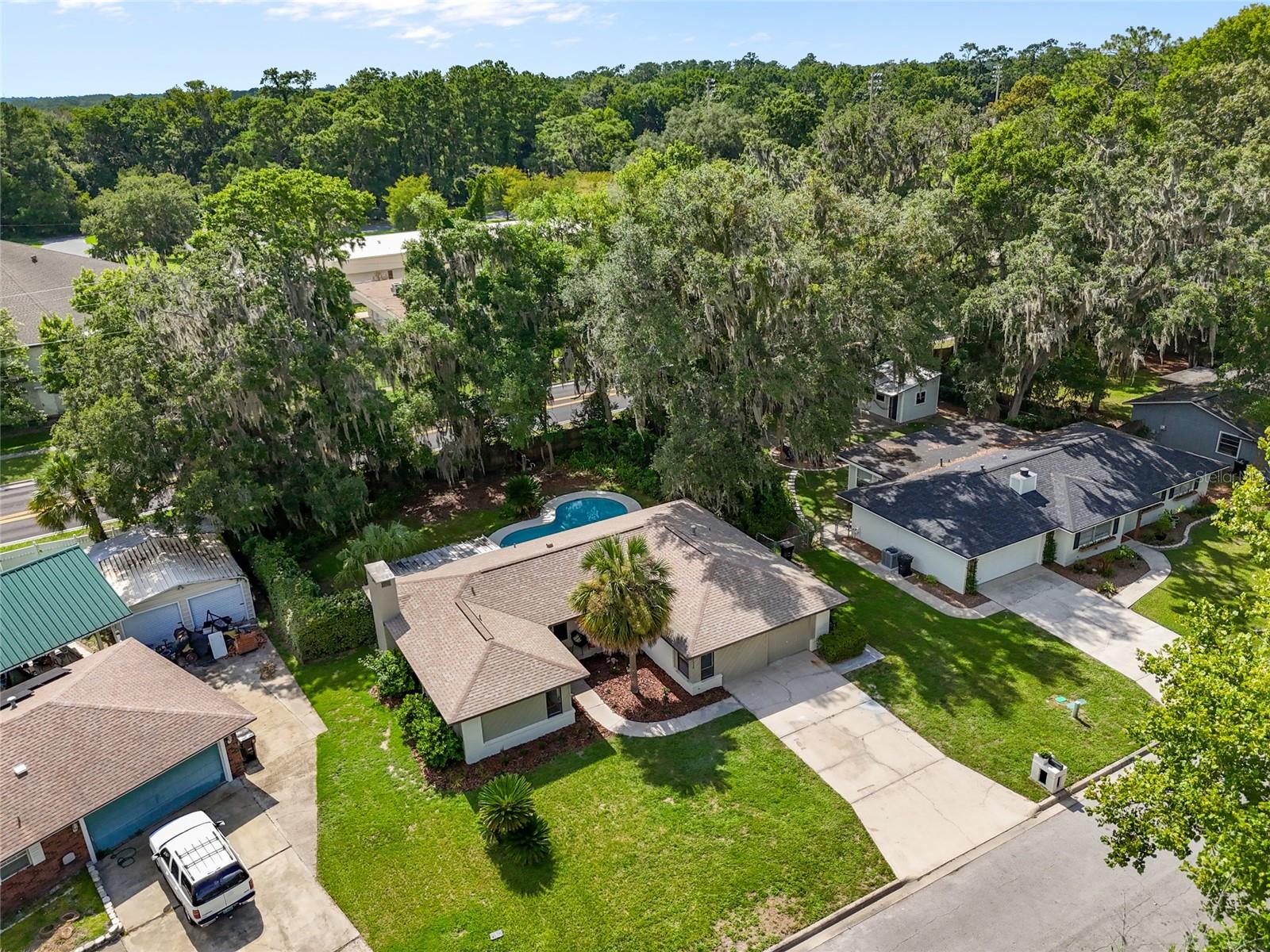 Image 36 of 37 For 2330 54th Terrace
