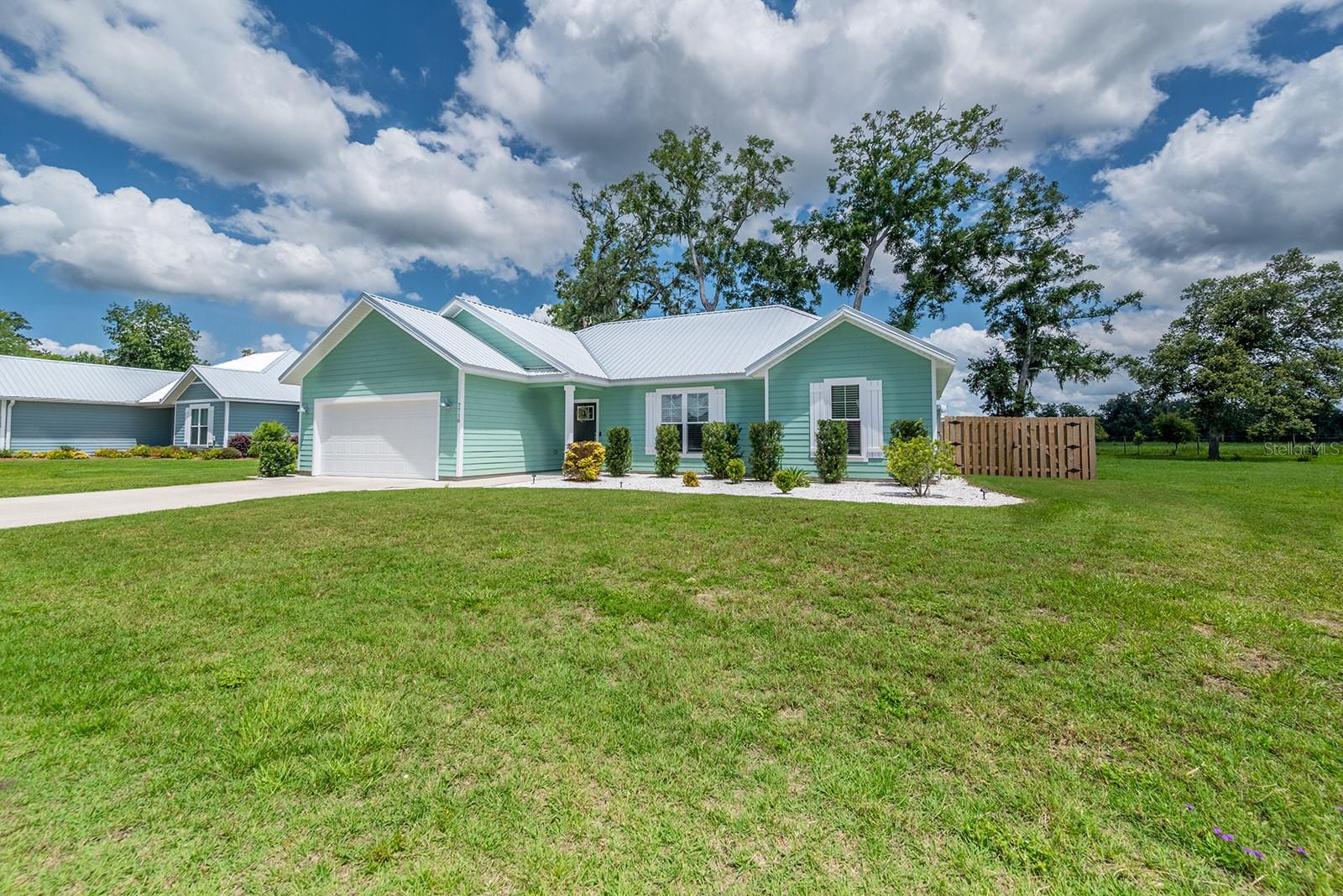 Image 3 of 50 For 7710 Juanita Place