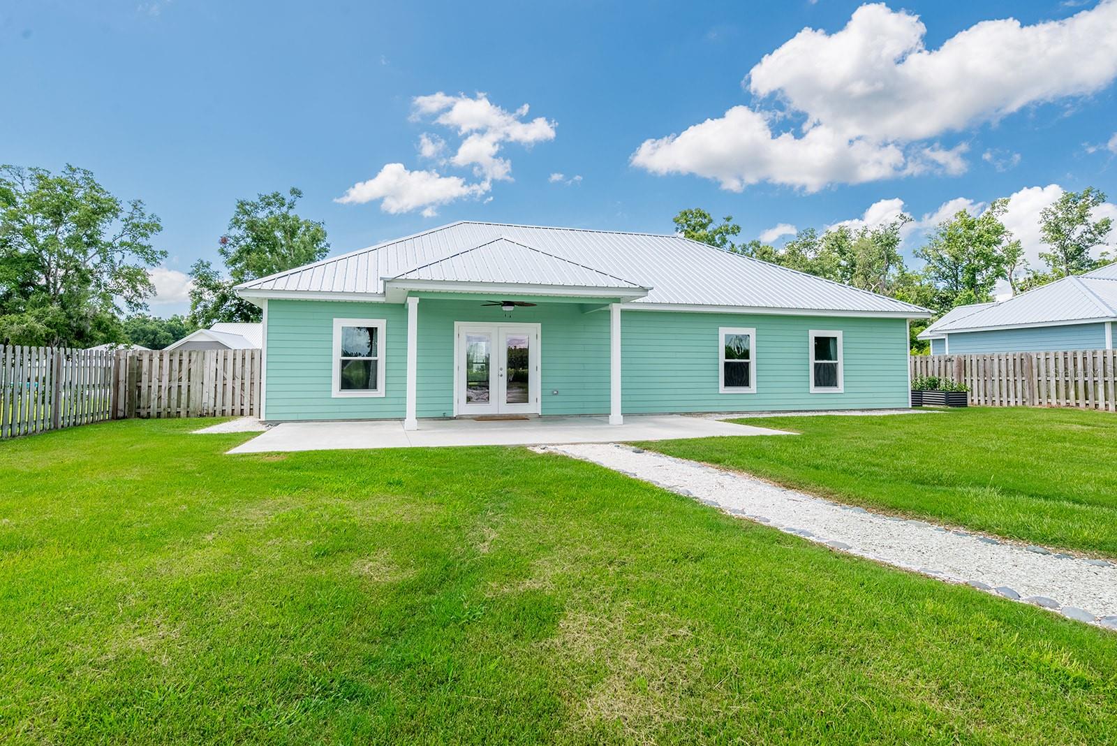 Image 8 of 50 For 7710 Juanita Place