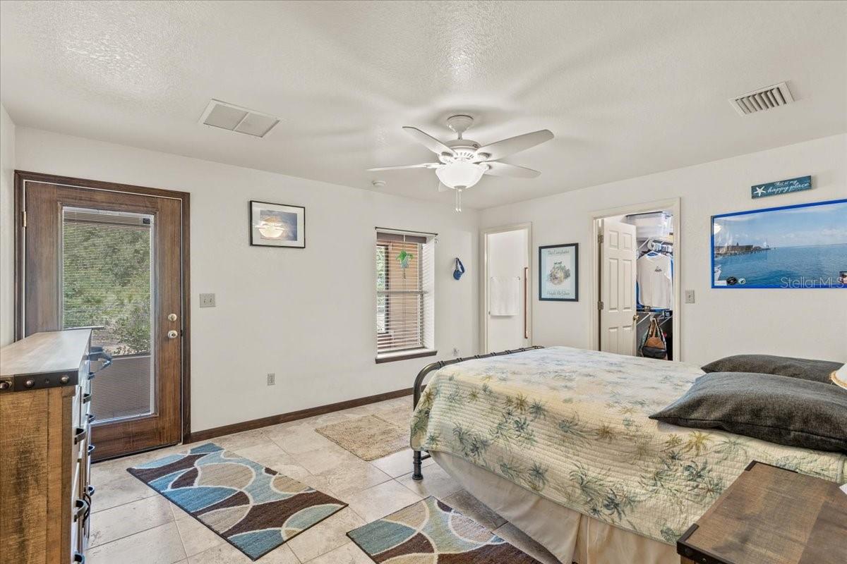 Image 9 of 27 For 303 290th Avenue