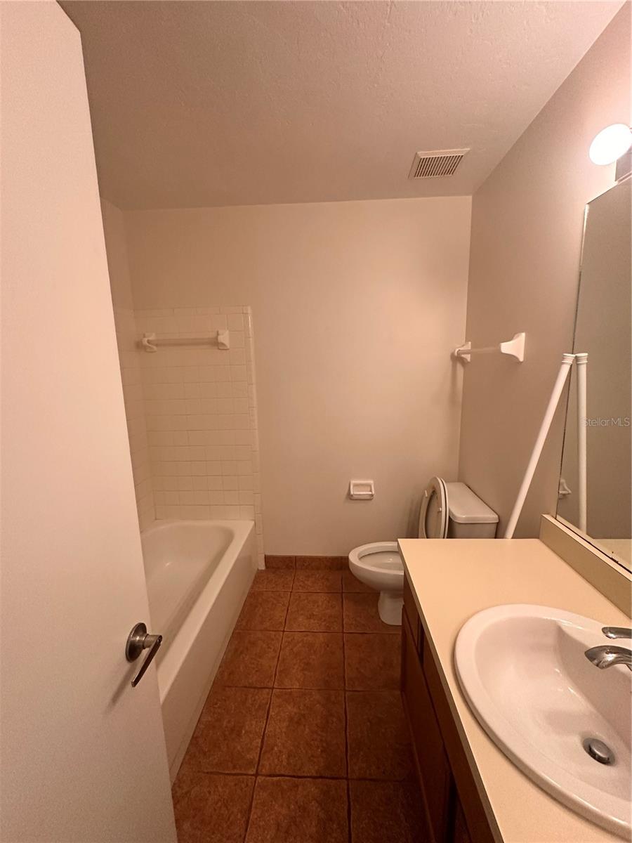 Image 10 of 16 For 360 48th Boulevard