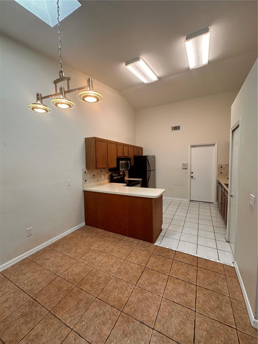 Image 2 of 16 For 360 48th Boulevard