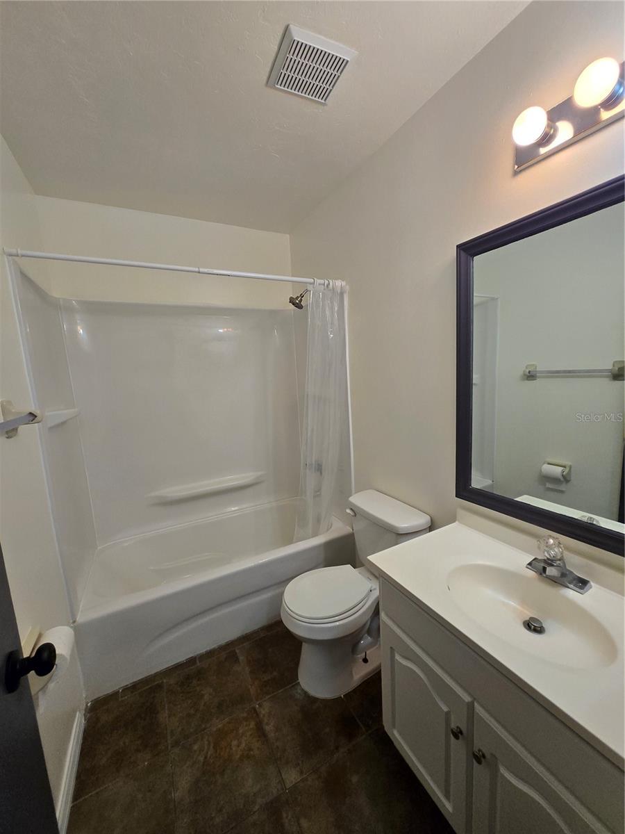 Image 15 of 25 For 3600 19th Avenue 11
