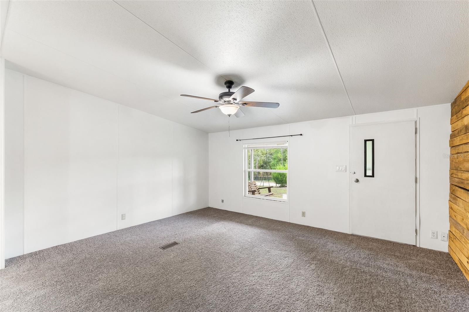 Image 6 of 30 For 2250 150th Avenue
