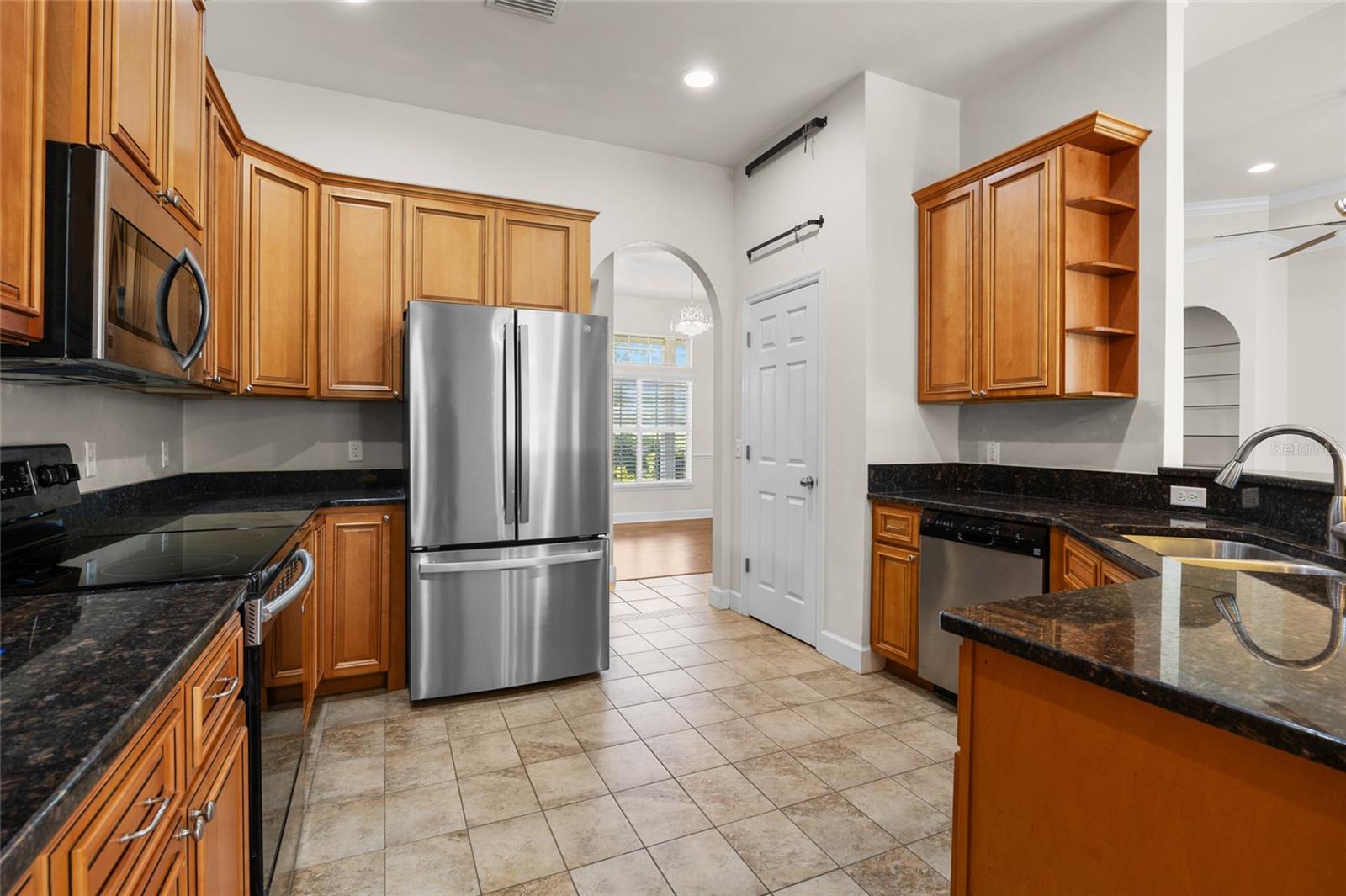 Image 14 of 39 For 14913 149th Road