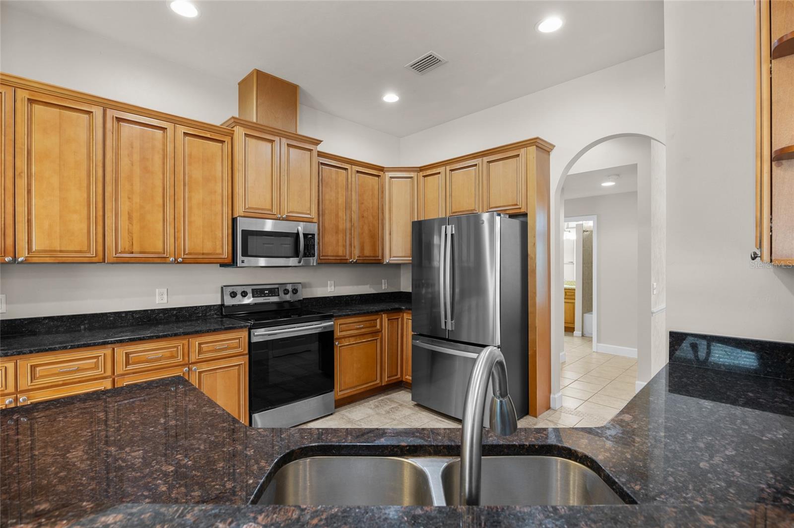 Image 15 of 39 For 14913 149th Road