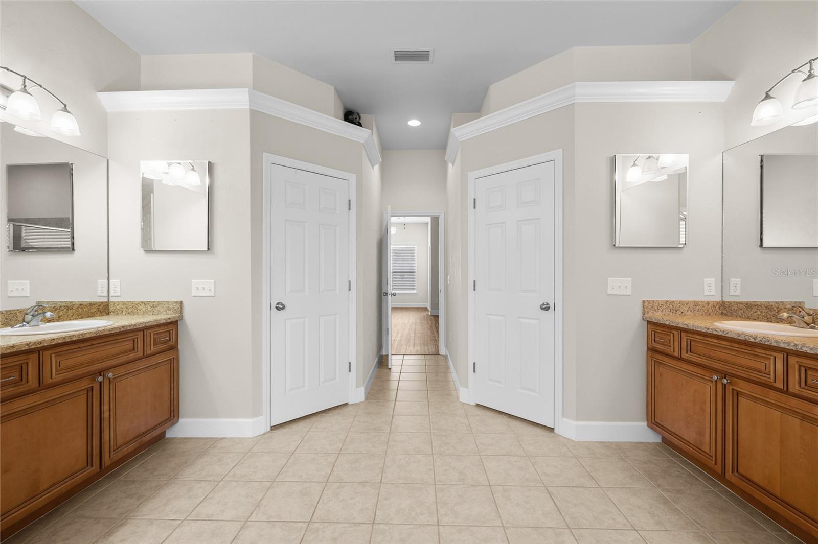 Image 22 of 39 For 14913 149th Road