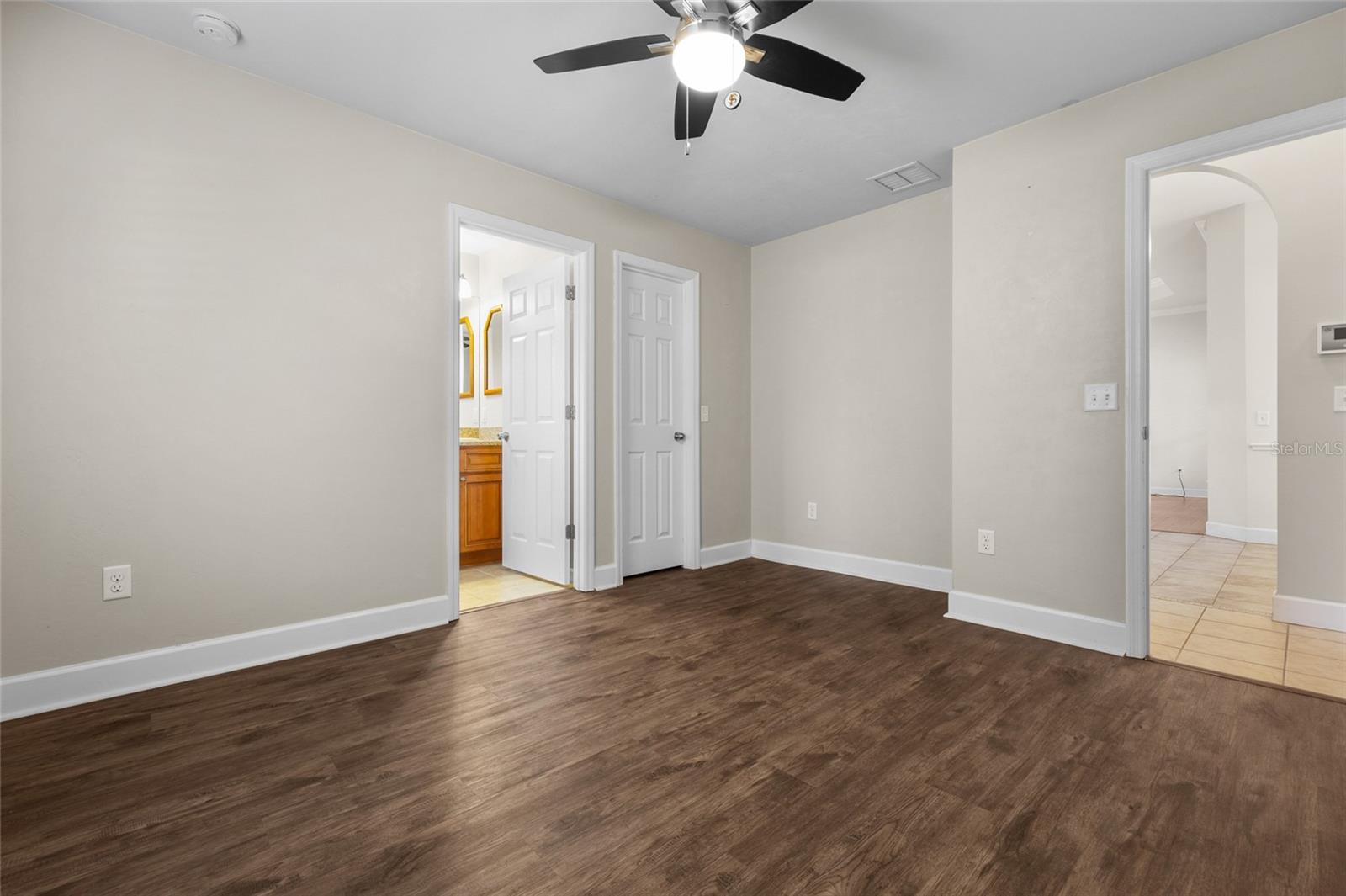 Image 23 of 39 For 14913 149th Road