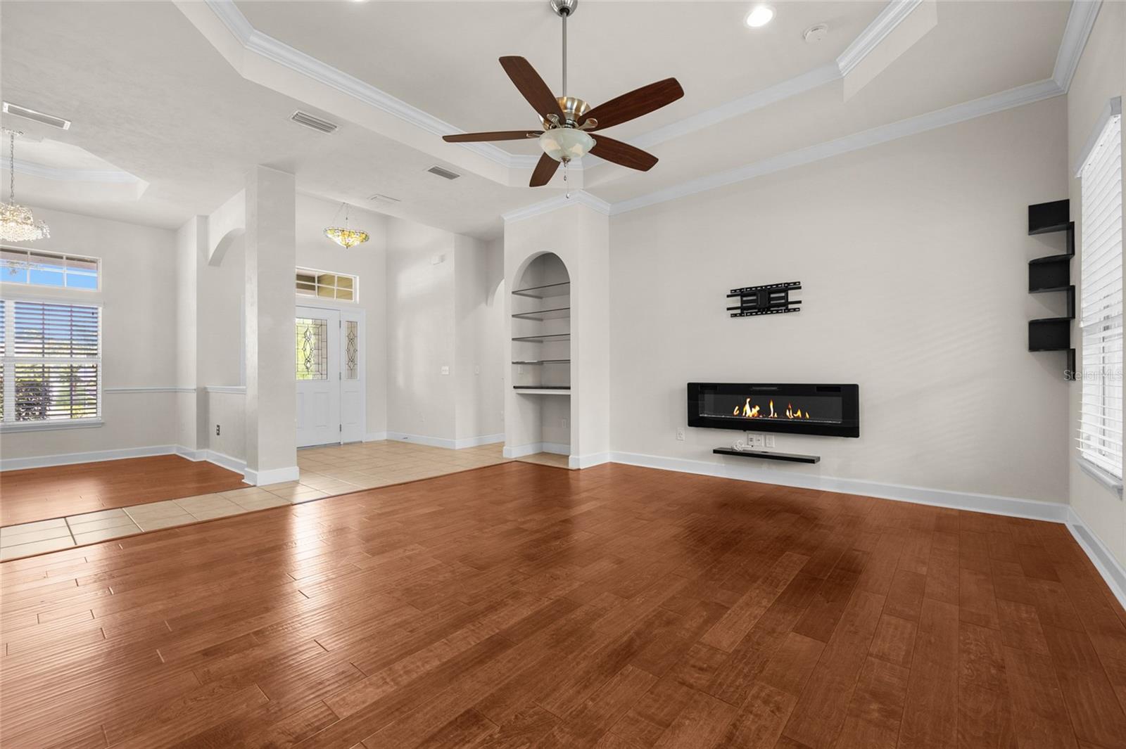 Image 6 of 39 For 14913 149th Road