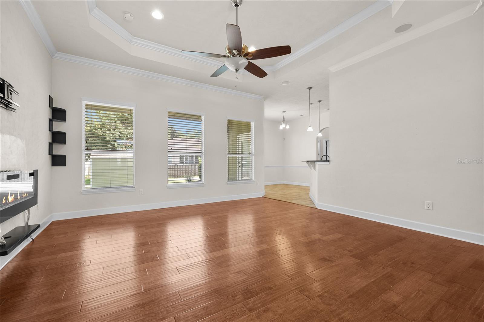 Image 9 of 39 For 14913 149th Road