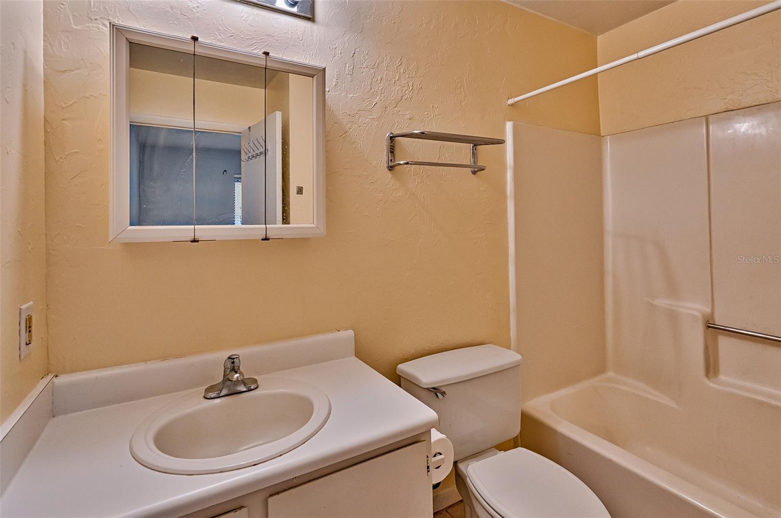 Image 12 of 20 For 89 16th Avenue P102