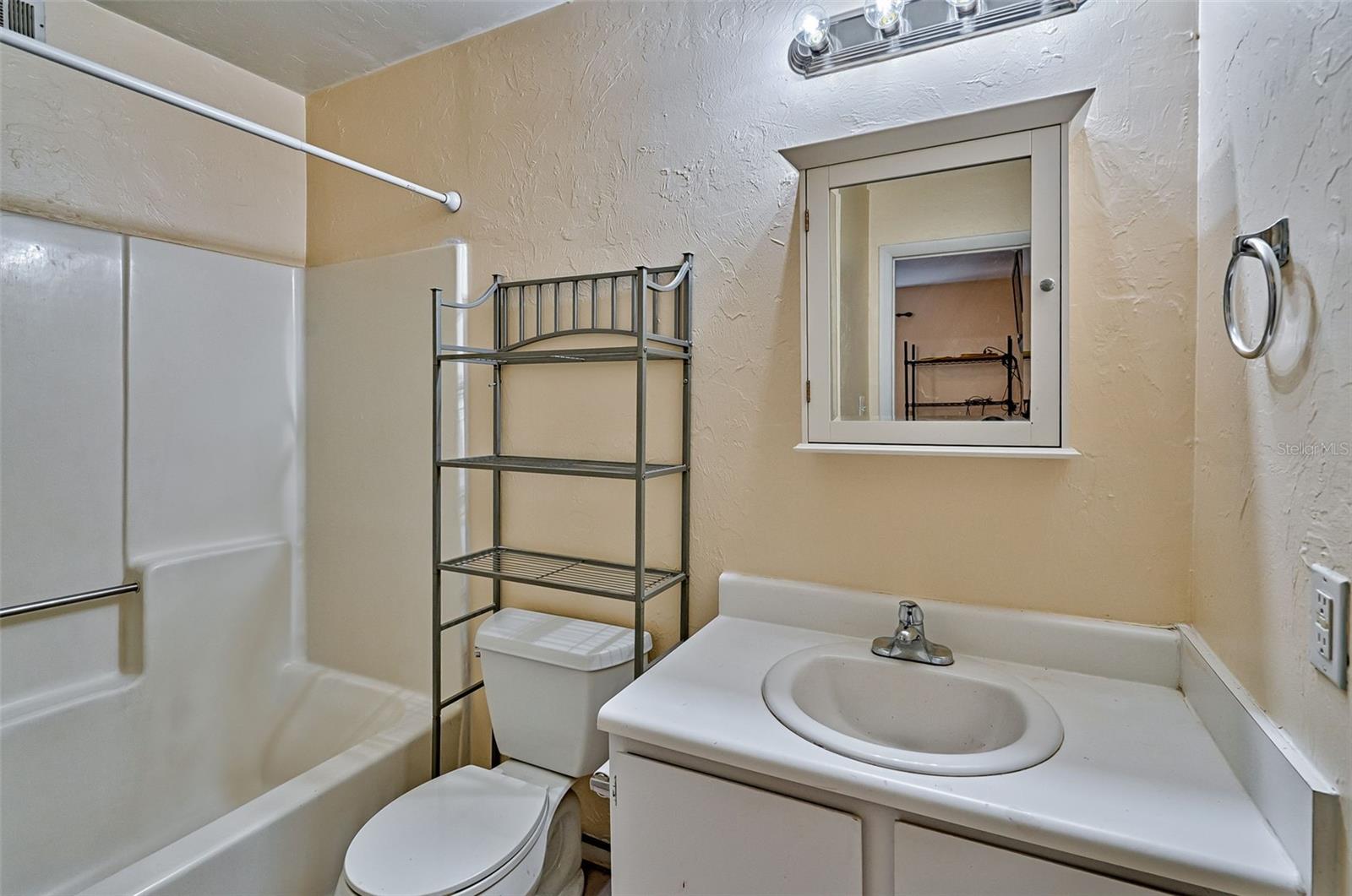 Image 15 of 20 For 89 16th Avenue P102